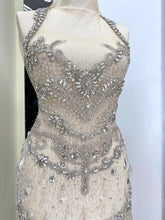 Haute Couture Ezüst Panelek Szett (Elülső és Hátsó) Nude Tüllön, Bojtokkal, Kristályokkal és Gyöngyökkel